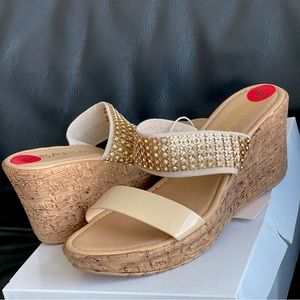 Bahia wedge sandals with rhinestones Size 6